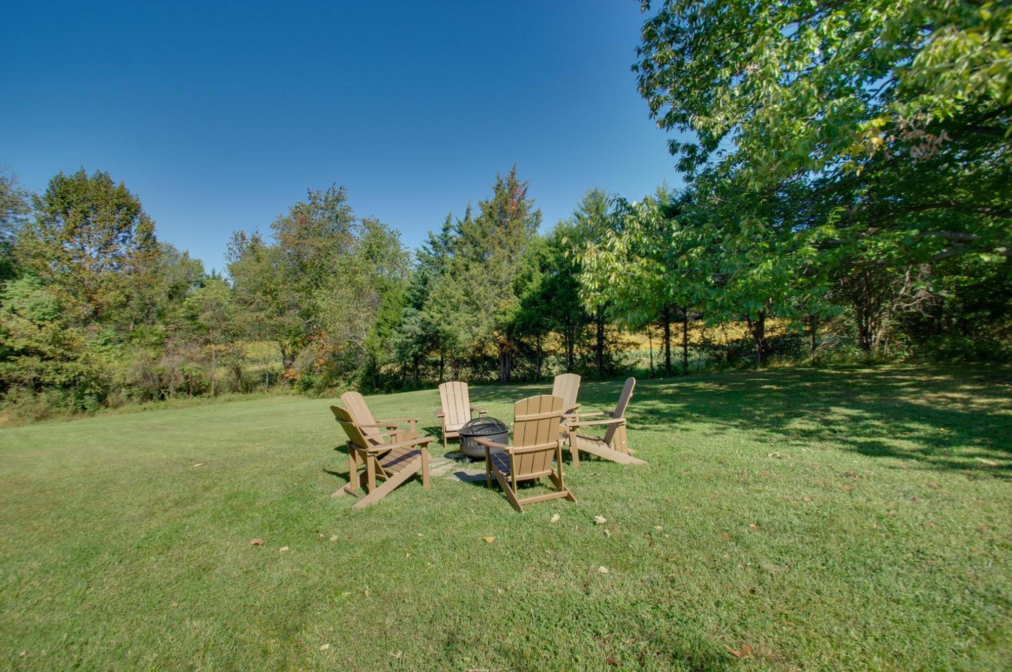 Cozy Log Cabin Getaway With Fire Pit And 3 Acres! Ruckersville 외부 사진