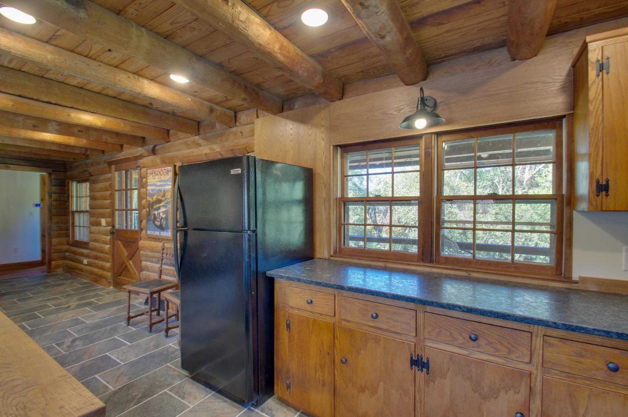 Cozy Log Cabin Getaway With Fire Pit And 3 Acres! Ruckersville 외부 사진